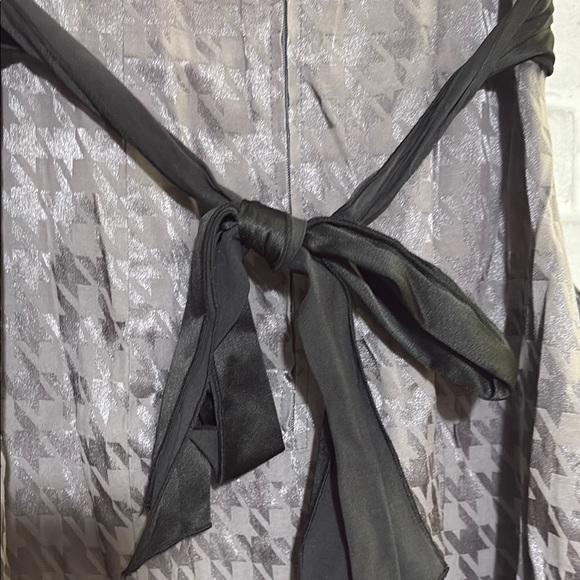 Le Chateau Strapless Black and Gray, with pockets Dress- small - Picture 4 of 9